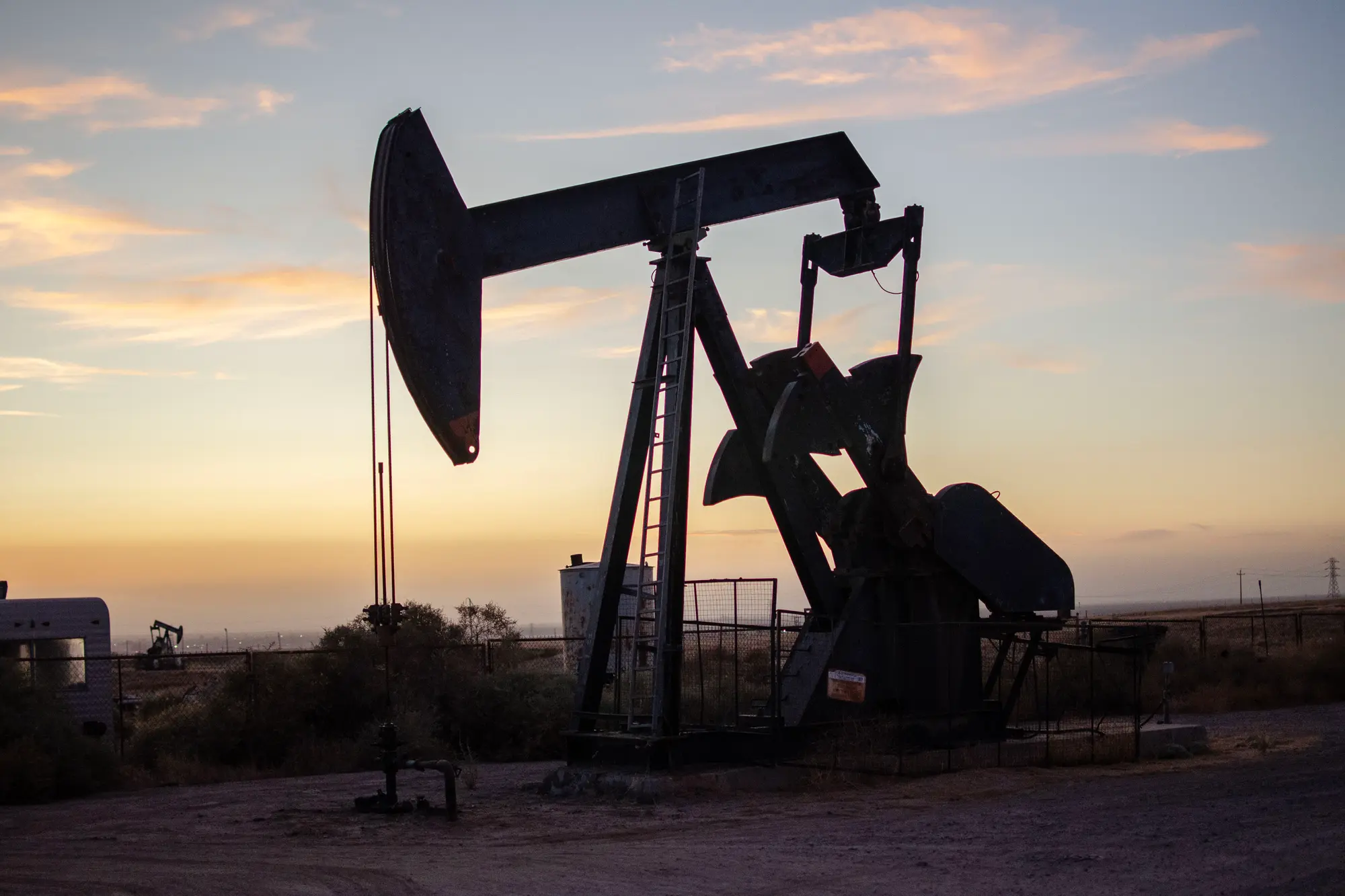 An oil well in a Californian desert