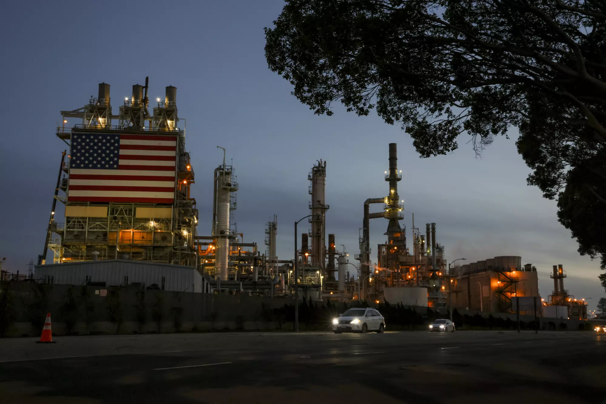 The Marathon Los Angeles Refinery in Carson, CA at night.