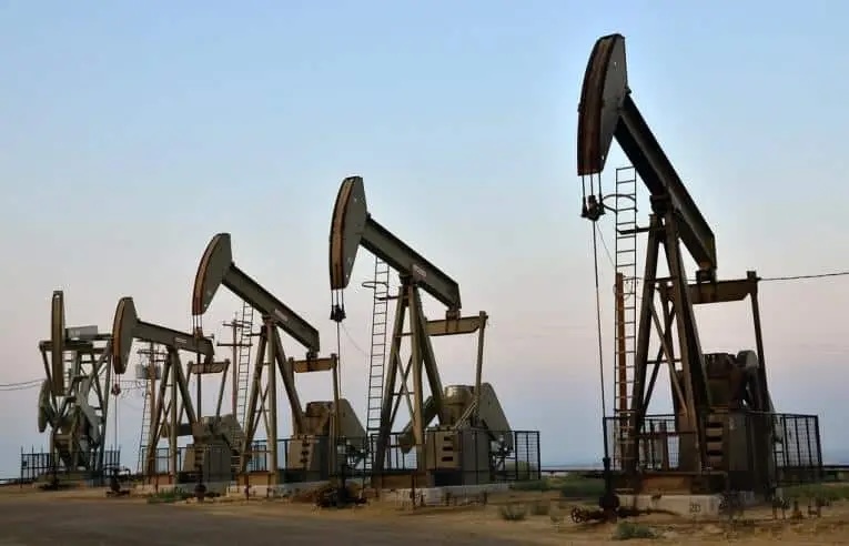 Big Oil spends $17.1 million lobbying against climate policy in first half of 2026